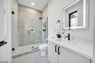 17 Belvedere Dr, Livingston, NJ 07039 - Photo 18