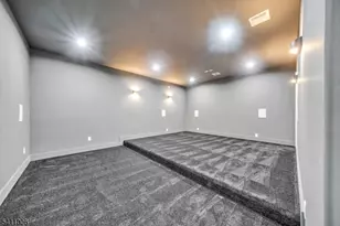 17 Belvedere Dr, Livingston, NJ 07039 - Photo 38