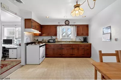 162 Dundee Ave, Paterson, NJ 07503 - Photo 24