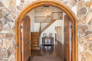 36 Sandy Hill Rd, Chatham Township, NJ 07928 - Photo 4