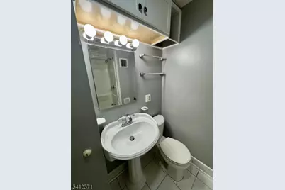 46 Stegman St, Jersey City, NJ 07305 - Photo 4