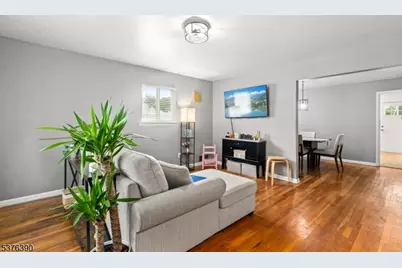 401 White St, Orange, NJ 07050 - Photo 6