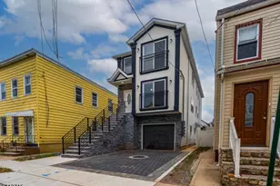 840 Martin St, Elizabeth, NJ 07201 - Photo 2