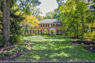 7 Colonial Way, Madison, NJ 07940 - Photo 2