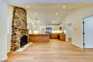 39 Old Rd, Ringwood, NJ 07456 - Photo 8