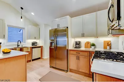 39 Old Rd, Ringwood, NJ 07456 - Photo 12