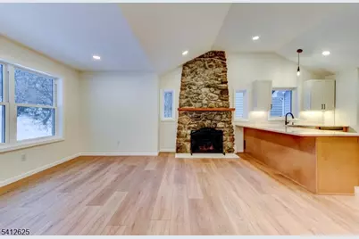 39 Old Rd, Ringwood, NJ 07456 - Photo 8