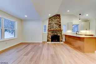 39 Old Rd, Ringwood, NJ 07456 - Photo 8