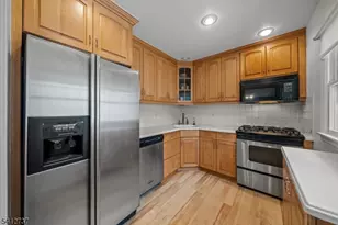 784 Cherry St, New Milford, NJ 07646 - Photo 6