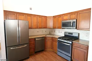 1714 Breckenridge Dr, Branchburg Township, NJ 08876 - Photo 2