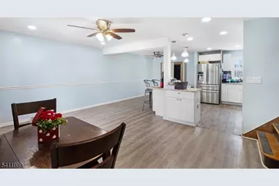 31 Grove Rd, Union Township, NJ 07083 - Photo 2