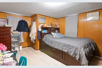 95 Raymond Ave, Plainfield, NJ 07062 - Photo 10