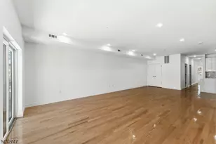 106 Columbia Ave, Newark, NJ 07106 - Photo 4