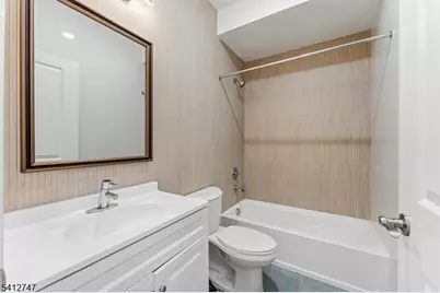 106 Columbia Ave, Newark, NJ 07106 - Photo 10