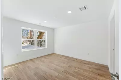 106 Columbia Ave, Newark, NJ 07106 - Photo 8