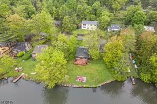 121 Bearfort Rd, West Milford, NJ 07480 - Photo 4