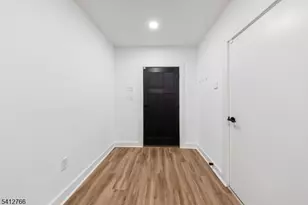 2 Harbor Front Plaza, Elizabeth, NJ 07206 - Photo 18