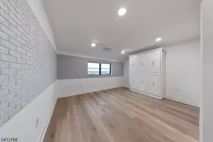 2 Harbor Front Plaza, Elizabeth, NJ 07206 - Photo 26