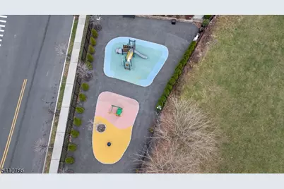 2 Harbor Front Plz, Elizabeth, NJ 07206 - Photo 30