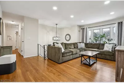 270 Clermont Ter, Union Township, NJ 07083 - Photo 6