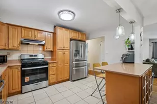 270 Clermont Terrace, Union Township, NJ 07083 - Photo 10