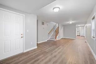 21 Personette St, Caldwell, NJ 07006 - Photo 4