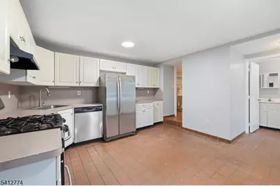 21 Personette St #B, Caldwell, NJ 07006 - Photo 6