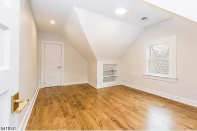 210 Baldwin St, Glen Ridge, NJ 07028 - Photo 36