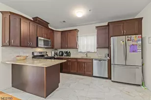 56 Delaware St, Elizabeth, NJ 07206 - Photo 4