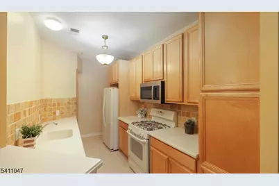 2207 Cedar Village Blvd #2207, East Brunswick Township, NJ 08816 - Photo 10