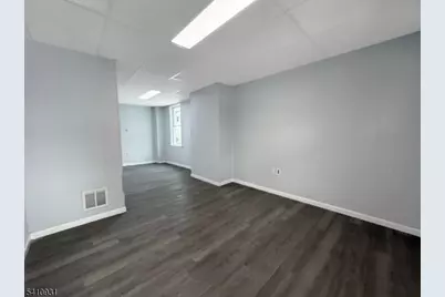 65 Davis St, Phillipsburg, NJ 08865 - Photo 8