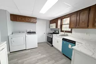 65 Davis St, Phillipsburg, NJ 08865 - Photo 2