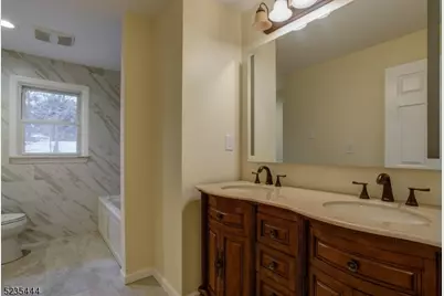 40 Elm St, Madison, NJ 07940 - Photo 10