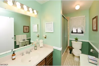 50 Rock Rd #B2, Hawthorne, NJ 07506 - Photo 10