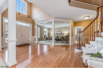 36 Crestview Dr, Clinton Township, NJ 08809 - Photo 2