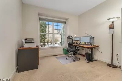 36 Crestview Dr, Clinton Township, NJ 08809 - Photo 20