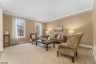 36 Crestview Dr, Clinton Township, NJ 08809 - Photo 6