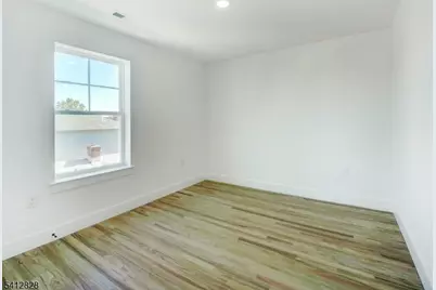 429 Niles St #2, Elizabeth, NJ 07202 - Photo 6