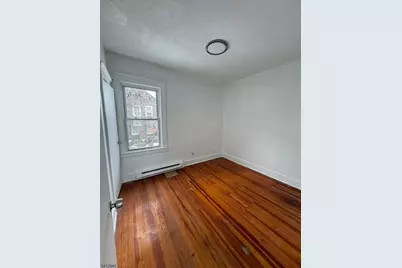 457 21st Ave, Paterson, NJ 07513 - Photo 2