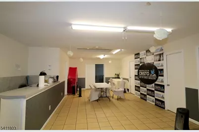 67 Brill St, Newark, NJ 07105 - Photo 6