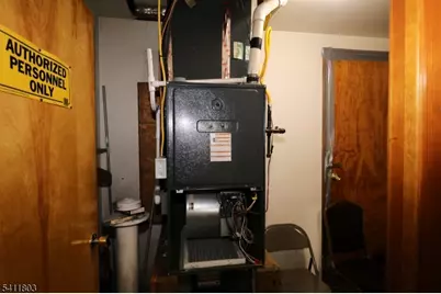 67 Brill St, Newark, NJ 07105 - Photo 12