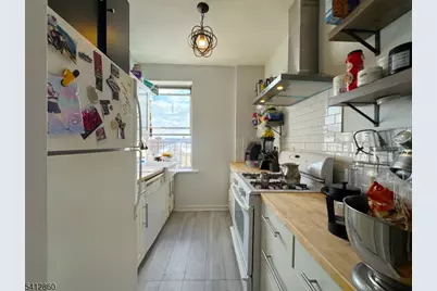 101 73rd St, North Bergen, NJ 07047 - Photo 12