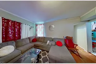 157 N 14th St, East Orange, NJ 07017 - Photo 2