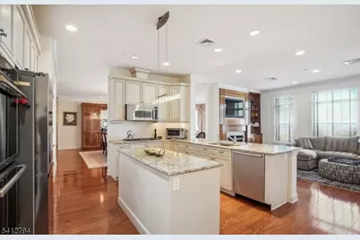 201 Metzger Dr, West Orange Township, NJ 07052 - Photo 2