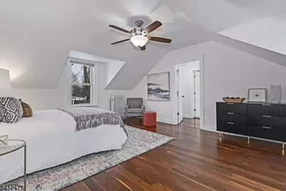 40 Franklin Pl, Montclair, NJ 07042 - Photo 24