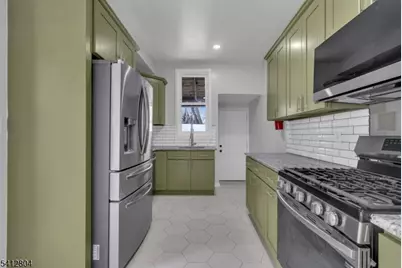 123 Dodd St #1, East Orange, NJ 07017 - Photo 12