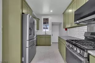 123 Dodd St, East Orange, NJ 07017 - Photo 12