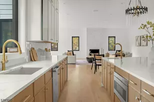 6 Cambridge Dr, Millburn, NJ 07078 - Photo 24