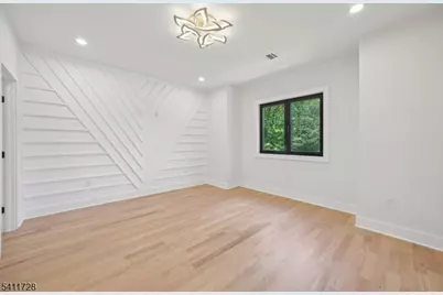 5 Foxcroft Drive, Livingston, NJ 07039 - Photo 24