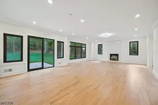 5 Foxcroft Dr, Livingston, NJ 07039 - Photo 12